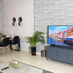 شقة Yas Amazon 1Br Apartment Yas Island, أبو ظبي